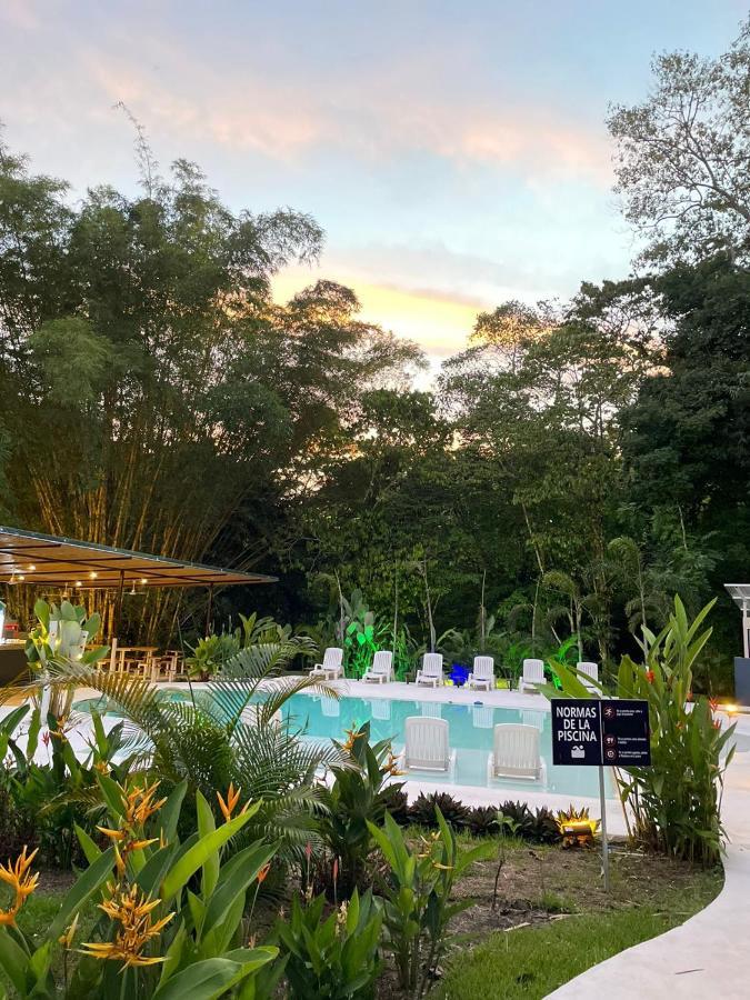Grand Park Manuel Antonio Hotel Quepos Exterior photo