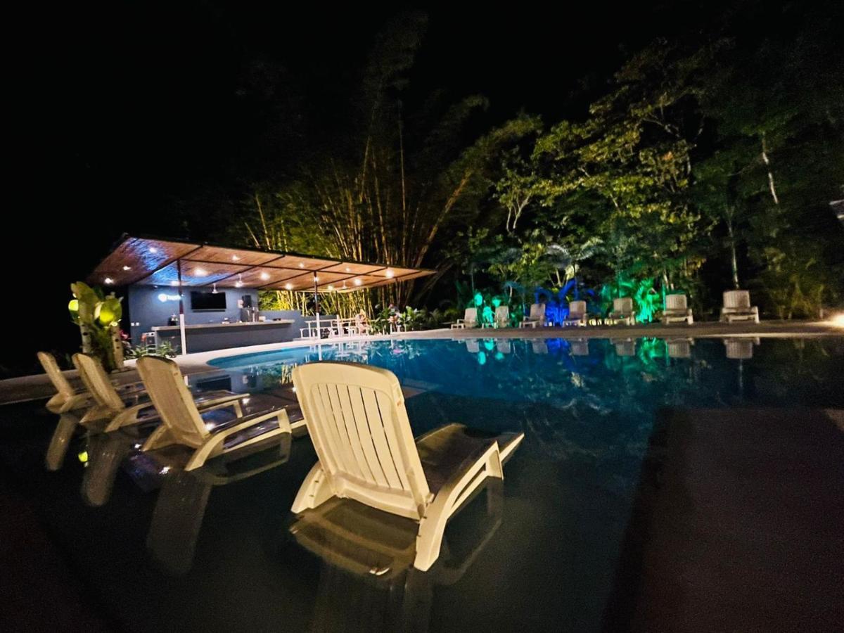 Grand Park Manuel Antonio Hotel Quepos Exterior photo