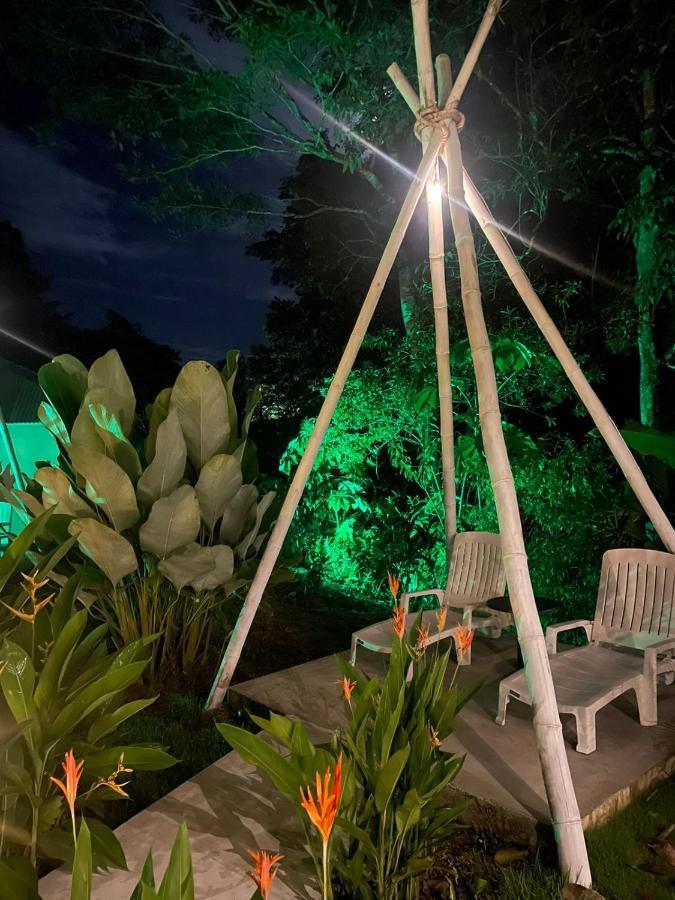 Grand Park Manuel Antonio Hotel Quepos Exterior photo